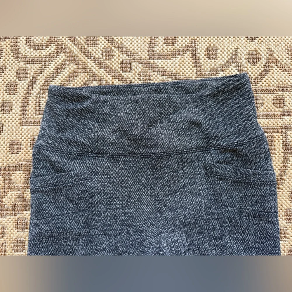Athleta Herringbone Metro High Waisted Leggings Sz Small Heather Gray Pockets - Picture 5 of 15
